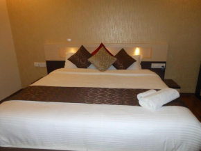 Hotel Omicron 1 BHK Studio room